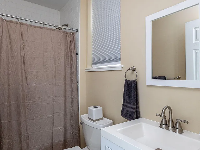 1131 Callowhill St #A — Photo 38
