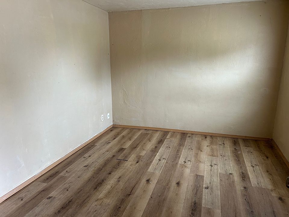 1st image of 1472 Shawano Ave #2