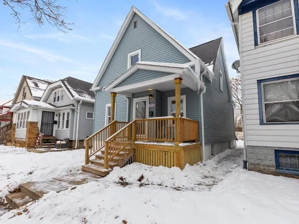 2908 W Clarke STREET, Milwaukee, WI 53210