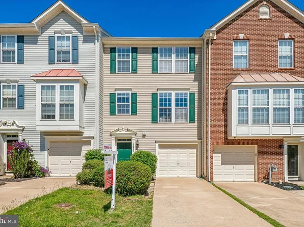 15823 Bobolink Dr, Woodbridge, VA 22191