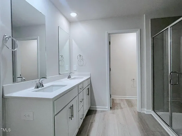 2118 Cherry Creek Rd — Photo 41