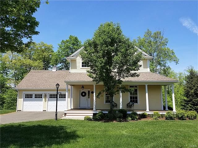 1st image of 127 Periwinkle Dr #127