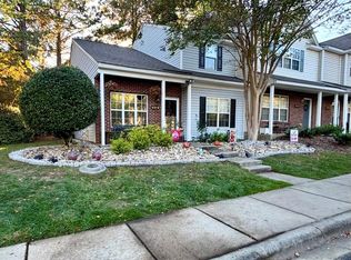 8376 Rudolph Rd, Charlotte, NC 28216