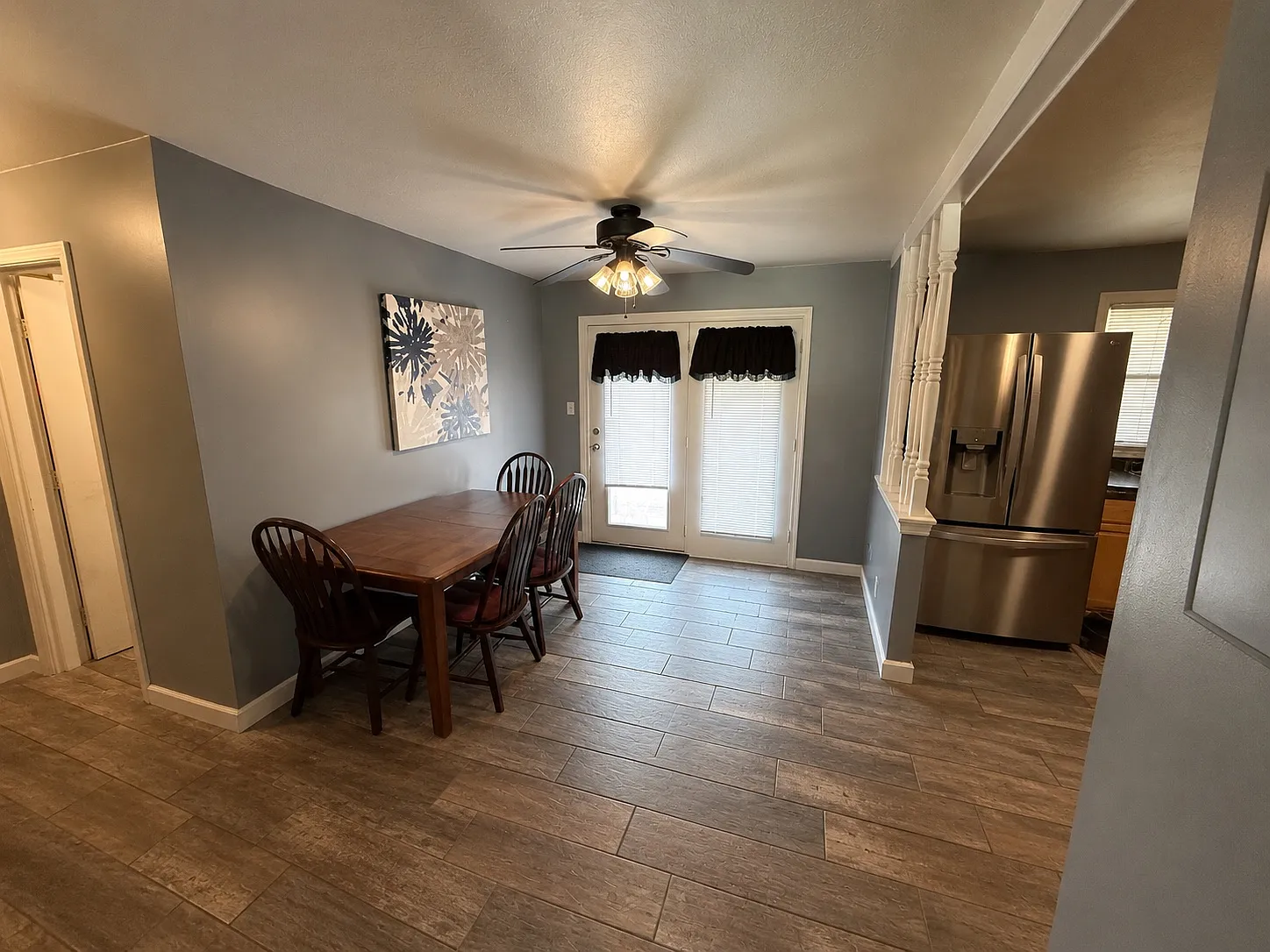 3 bed, 2552 sqft, $2,100 — Photo 4
