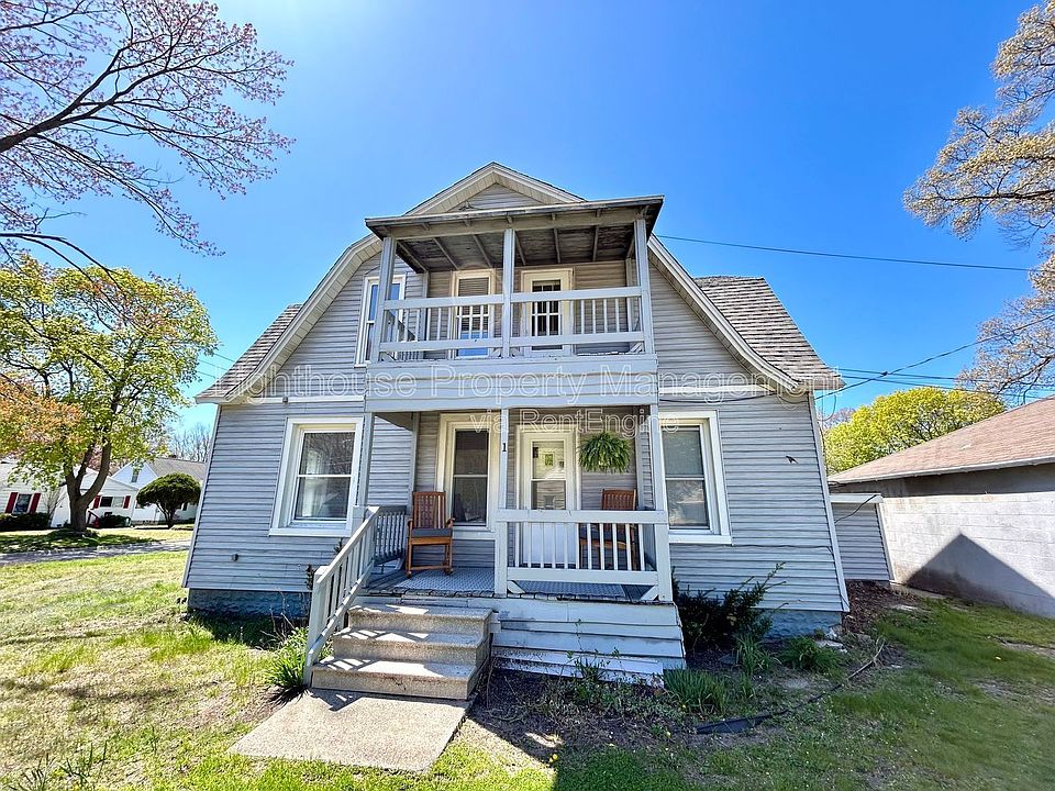 1st image of 2550 Crozier Ave #2