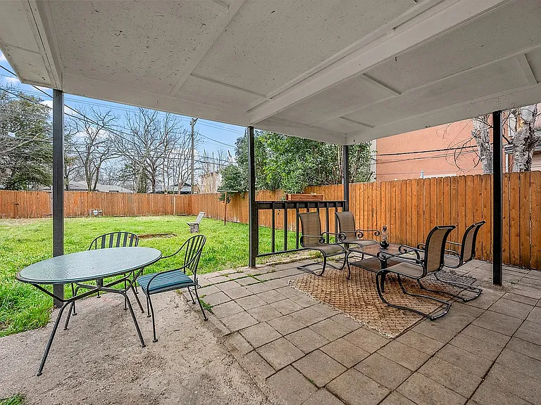 1918 Melbourne Ave — Photo 11