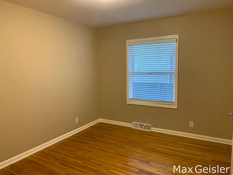 404 12th Ave N #404 — Photo 10