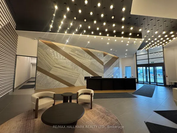 1037 The Queensway, Toronto, ON