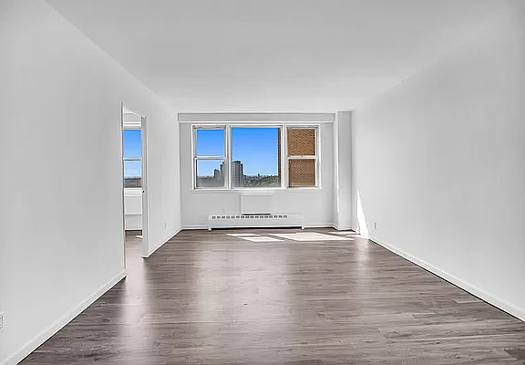 2nd image of 5800 Arlington Ave APT 11F