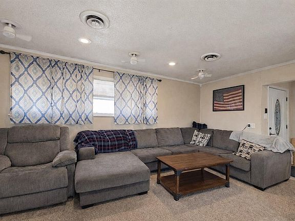 5th image of 5104 NW Elm Ave