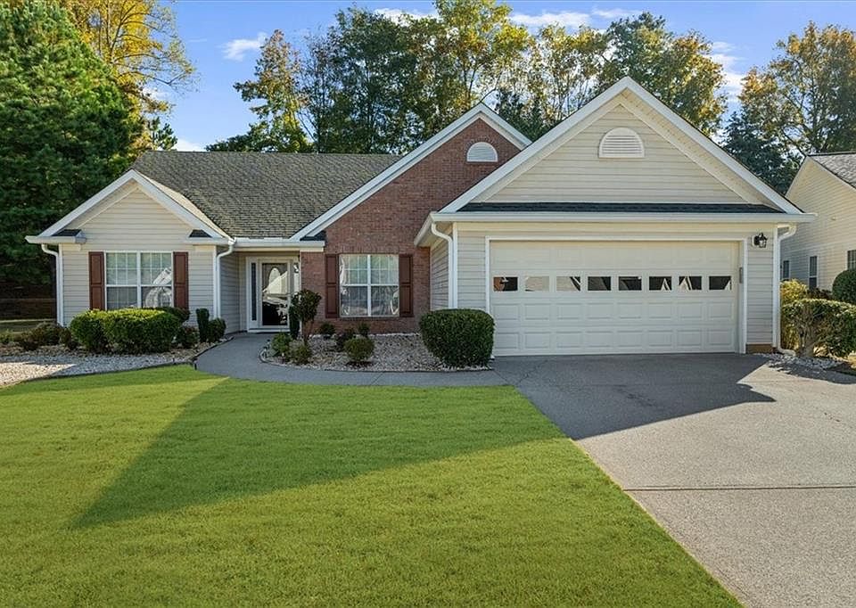 1st image of 4032 McPherson Dr