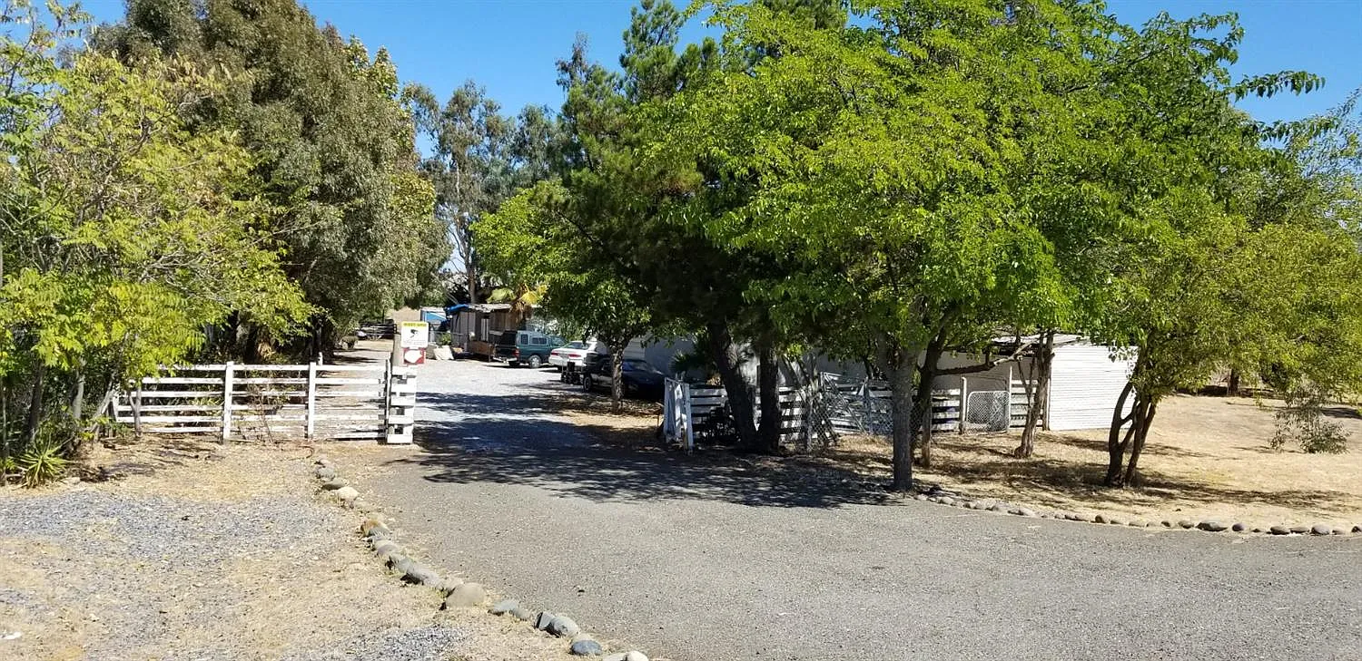 12161 Jackson Rd photo 1
