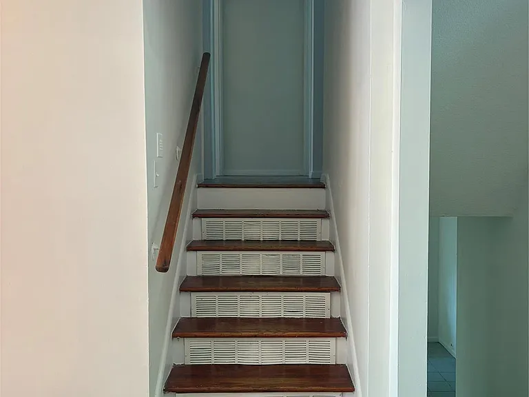 2334 Senior Dr — Photo 15