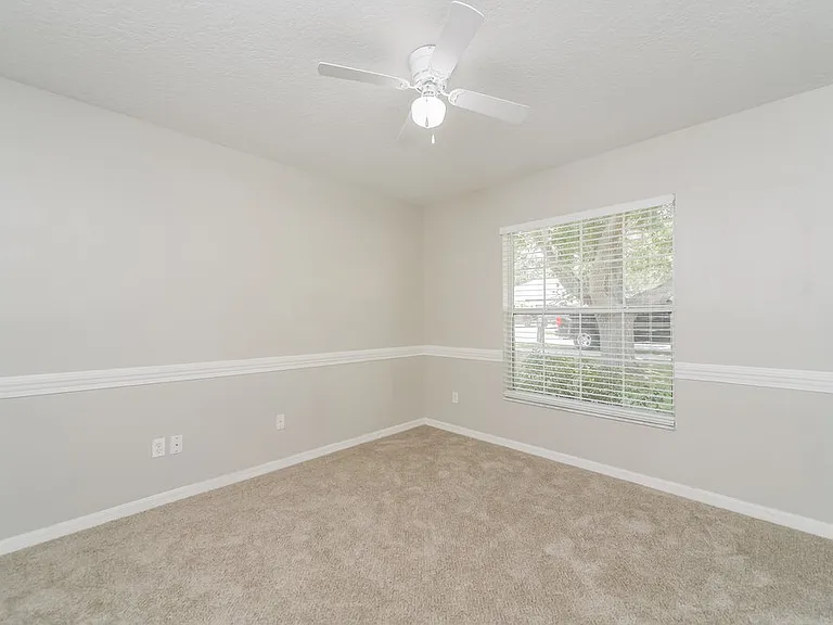 926 Willow Run St — Photo 13