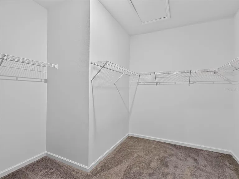2027 Firethorn Loop — Photo 30