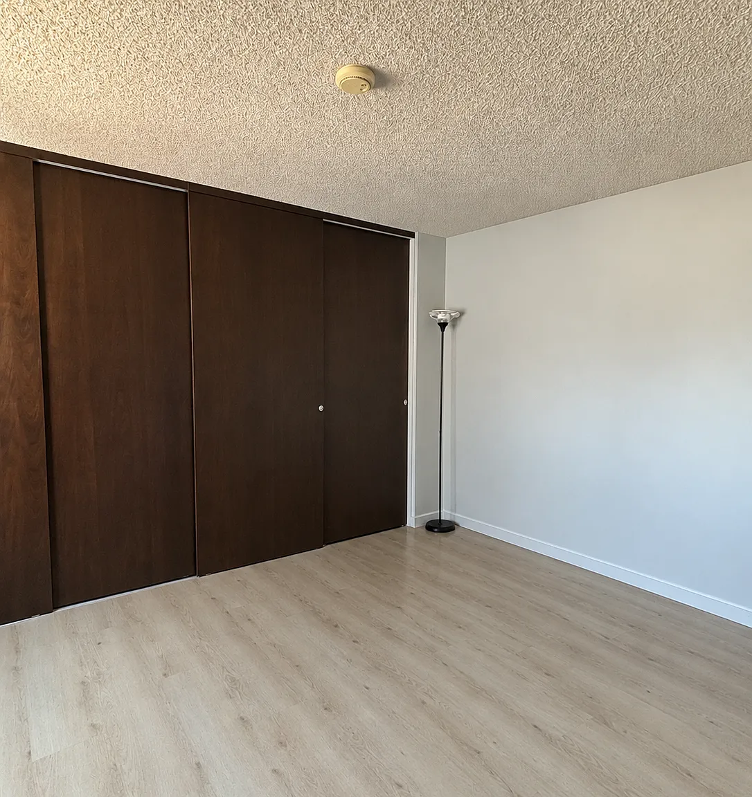 Shasta Ln, Costa Mesa — Photo 3