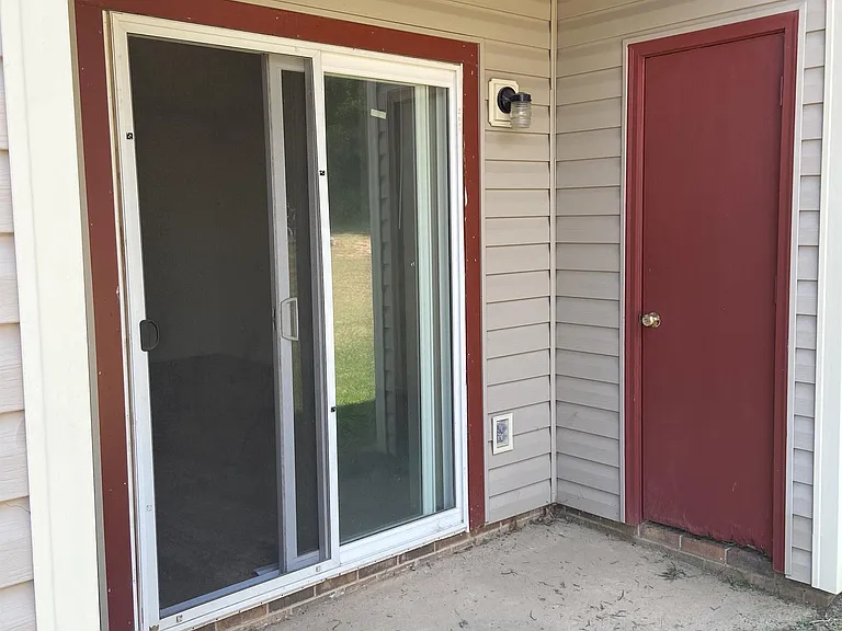 1122 Southwood Dr #3 — Photo 14