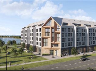 31 Huron St #314, Collingwood, ON L9Y1C4