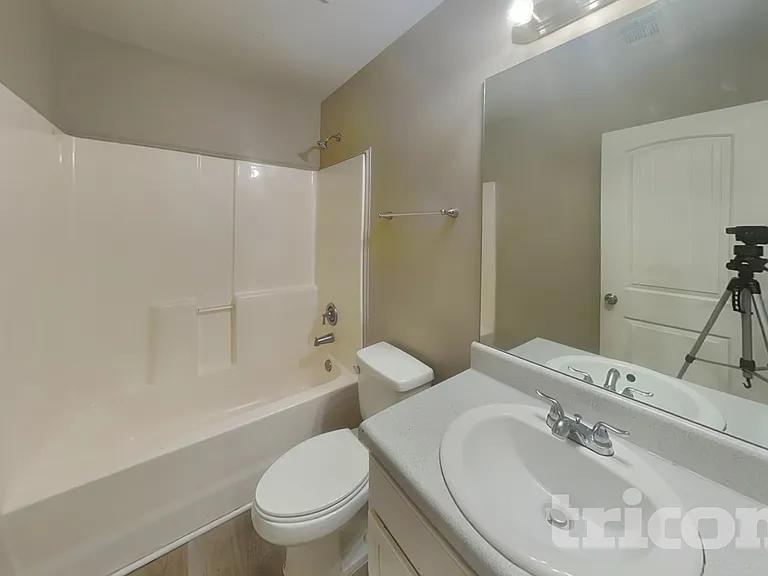 217 Arbor Dr — Photo 14