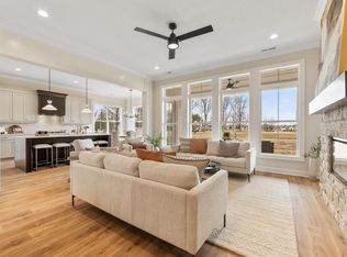 4247 Laguna Loop, Lewis Center, OH 43035