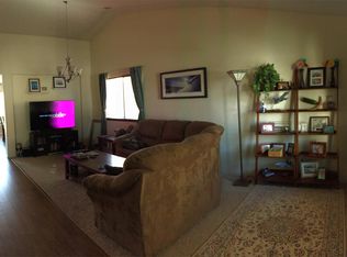1419 W Burgundy Ct, Hanford, CA 93230