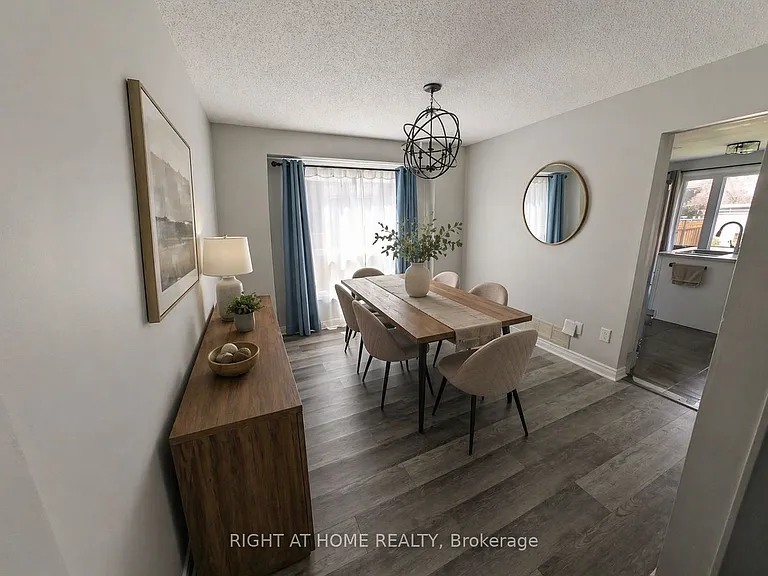 20 Newport Ave — Photo 4