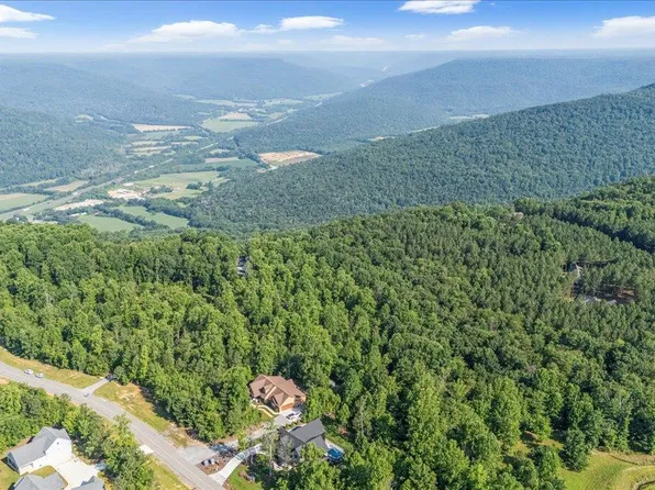 700 Cherokee Path Unit Jf275, Jasper, TN 37347