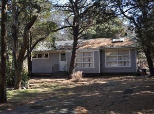 36 Atterbury Rd, Southampton, NY 11968