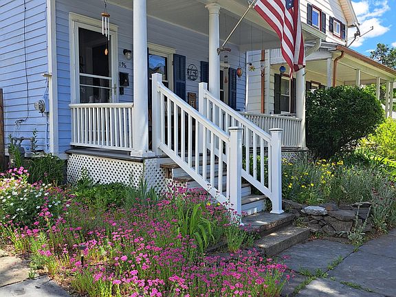 4th image of 196 Bruyn Avenue