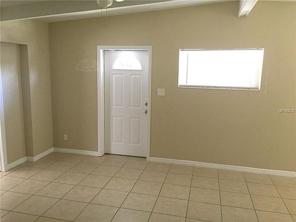 4th image of 1309 Warrington Way