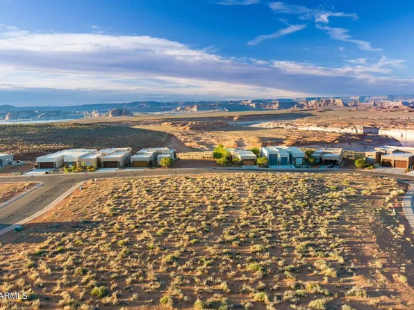 2101 QUAIL Court #11, Page, AZ 86040