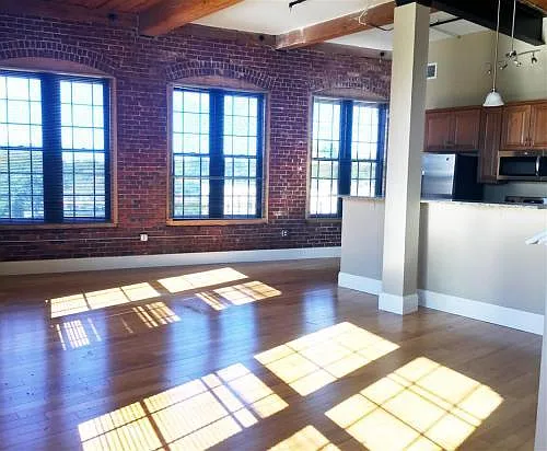 Lofts 34 List — Photo 32