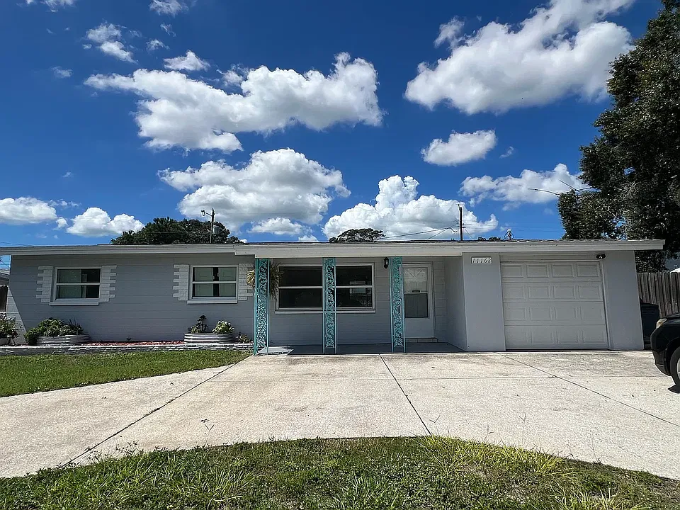 11162 Ridge Rd