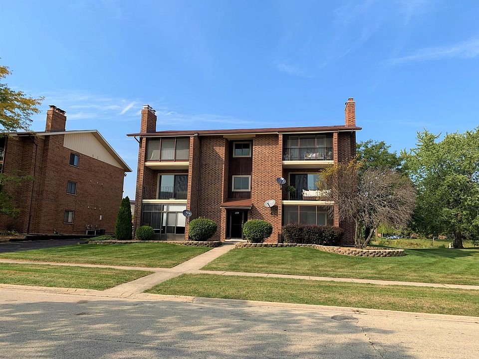 1st image of 9942 Treetop Dr APT 1E