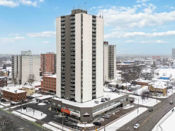 340 Colborne St #1904, London, ON N6B 3N1