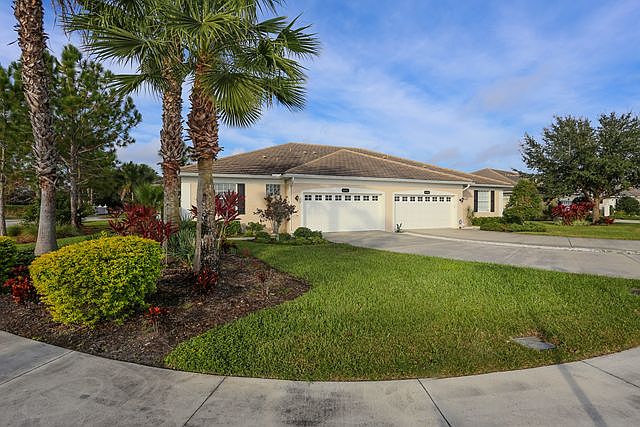 1st image of 1661 Monarch Dr #1661