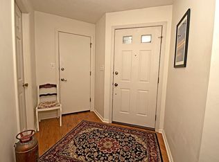 1524 Merion Ln, Oakmont, PA 15139