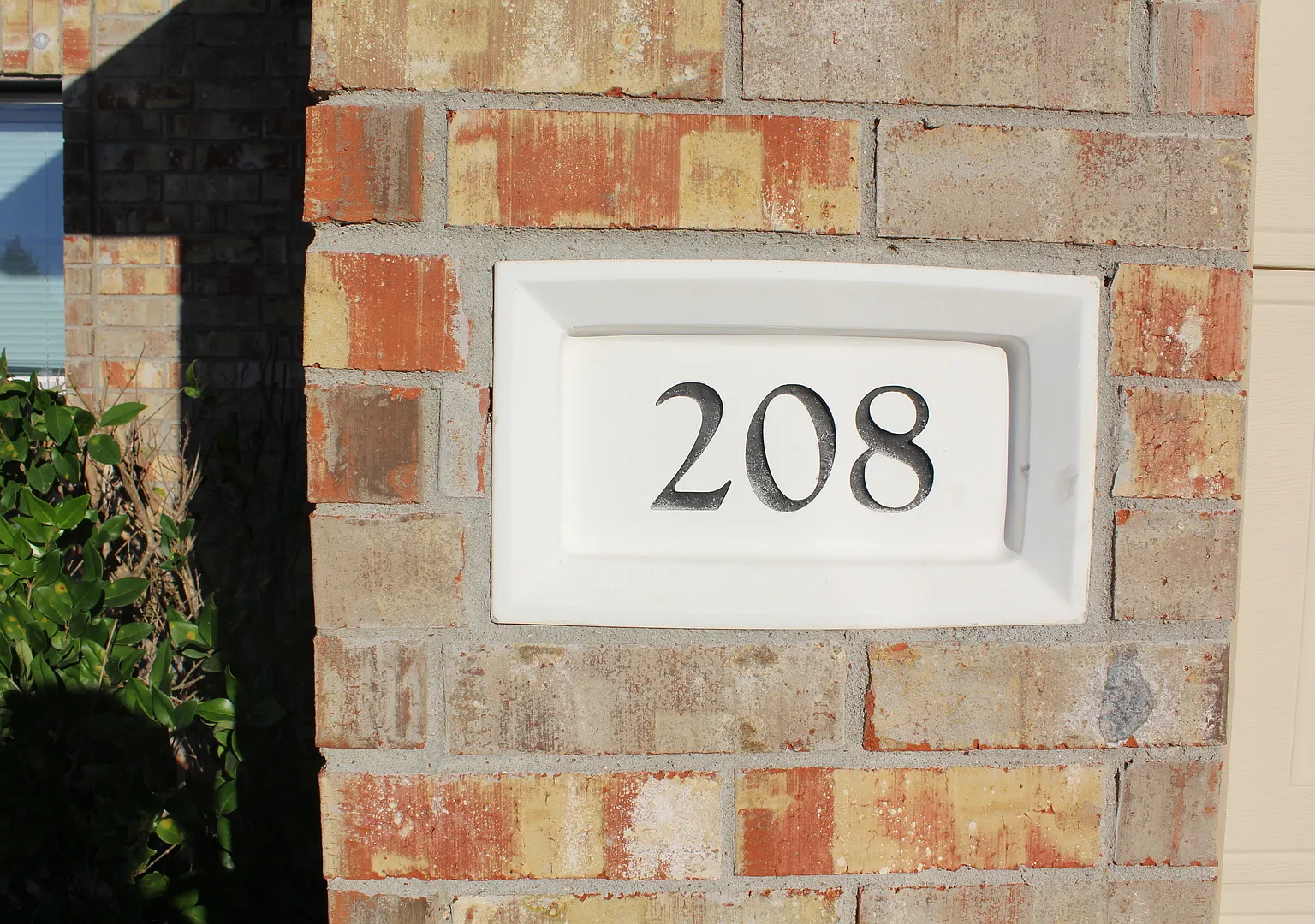 Adorable 1 story 4 Bedroom In Kyle — Photo 4