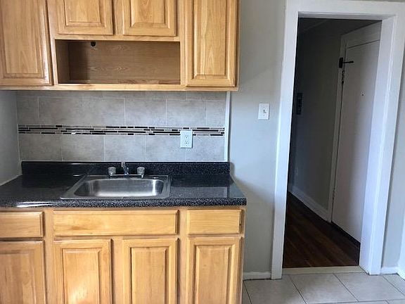 2nd image of 241 S Arlington Ave APT 405