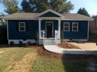 206 Lynch St, Apex, NC 27502