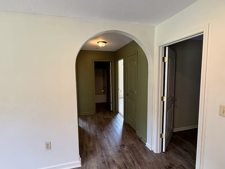 24728 Highway 58 — Photo 5