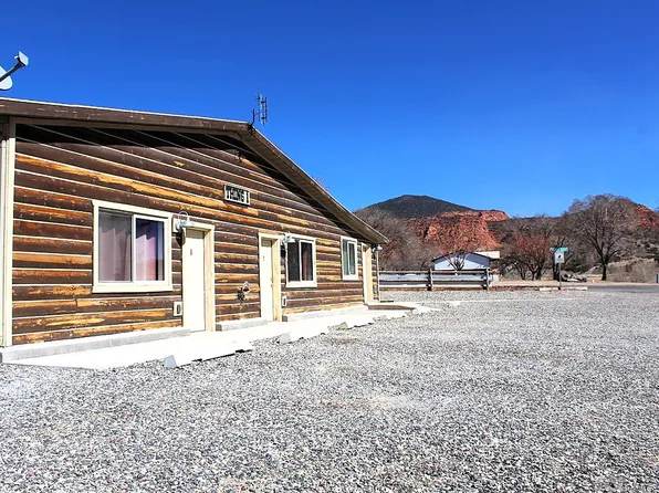 209 E 100 S, Bicknell, UT 84715