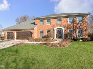 245 Covington Ct, Naperville, IL 60565