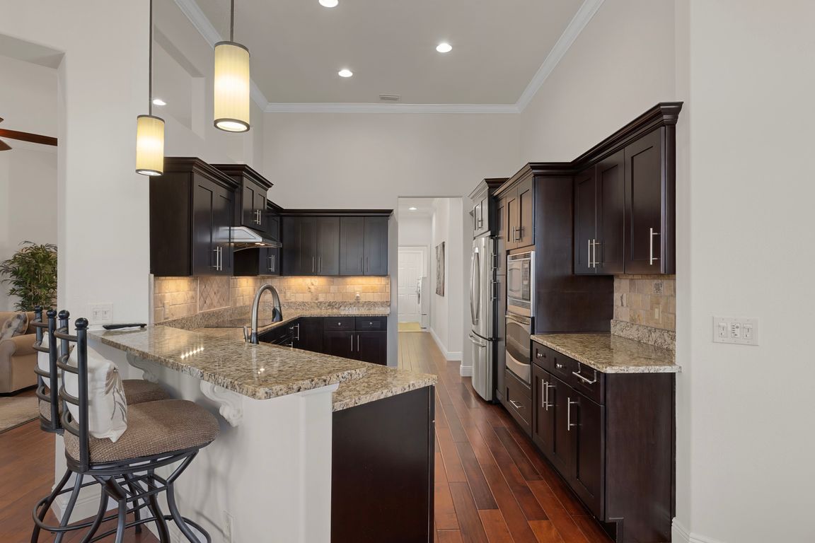 next background image