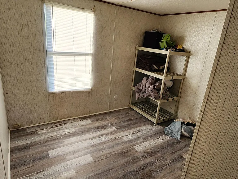 90 Bud Rd — Photo 10