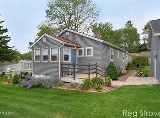 13268 W Stanton Rd, Trufant, MI 49347