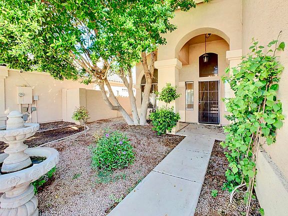 4th image of 1329 N Palmsprings Dr