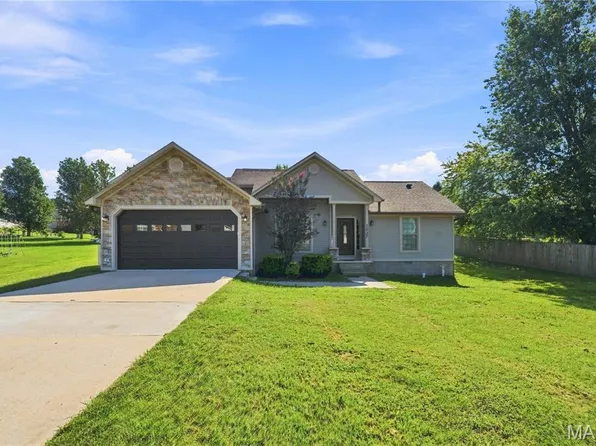 2037 Tumbleweed Trl, Poplar Bluff, MO 63901