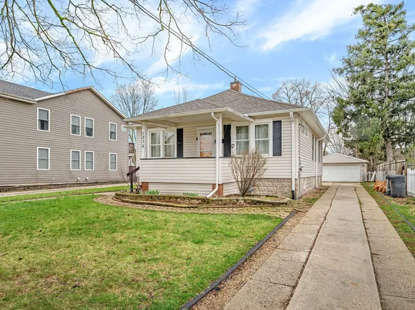 1238 Wauponsee St, Morris, IL 60450