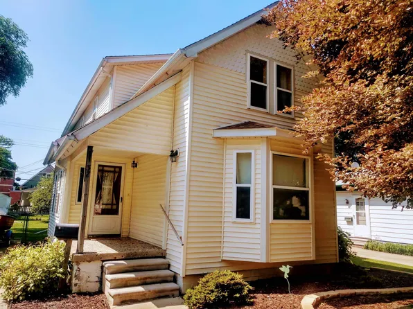 37 Englewood St, Mount Clemens, MI 48043